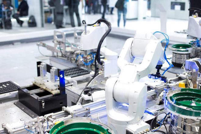 數控機床回轉工作臺 YRT950轉臺軸承國揚精機引領行業(yè)技術革新(圖3)